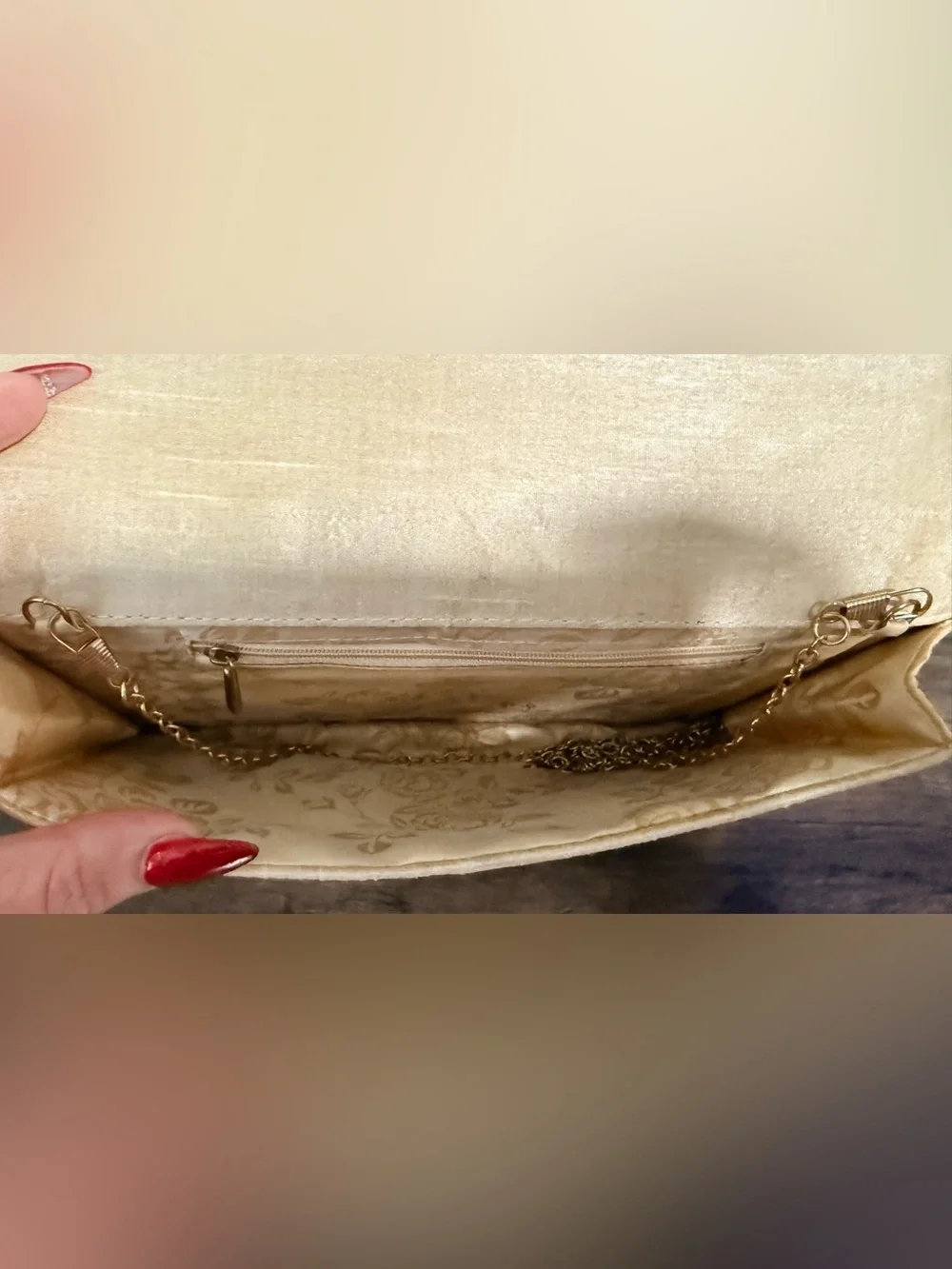 Vintage Gold Embroidered Women's Clutch Wallet - Elegant Gold Floral Design